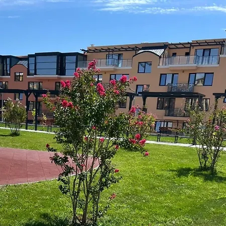Bella 13 Apartment *